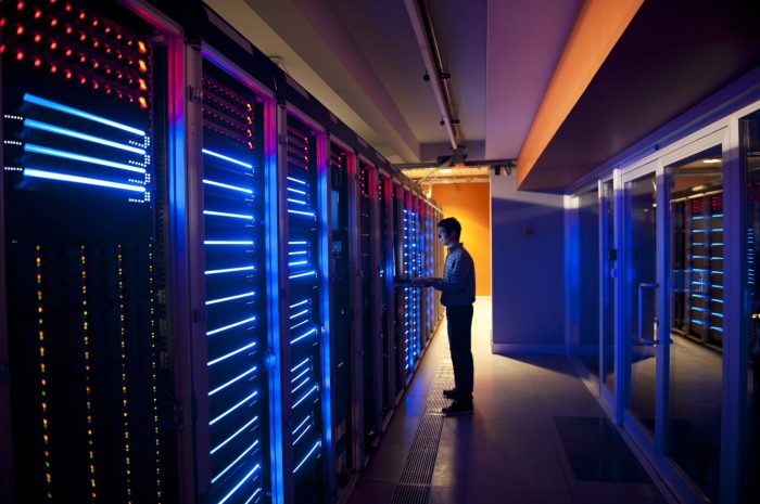 Dedicated server for gaming: choosing the right hardware and software